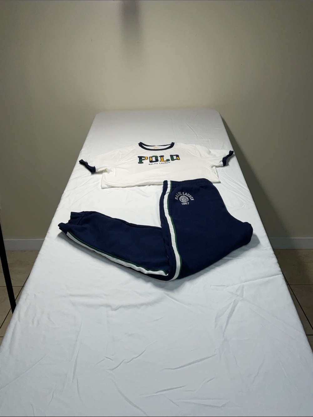 Polo by Ralph Lauren Navy Jogger Sweatpants with Green & White Stripes w/ tshirt